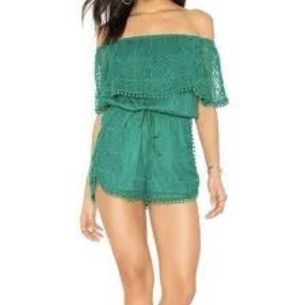 BB Dakota Off the Shoulder Romper Size M